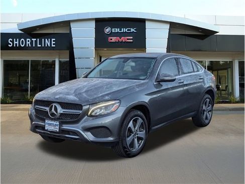 Used 2018 Mercedes-Benz GLC 300 4MATIC Coupe image 7