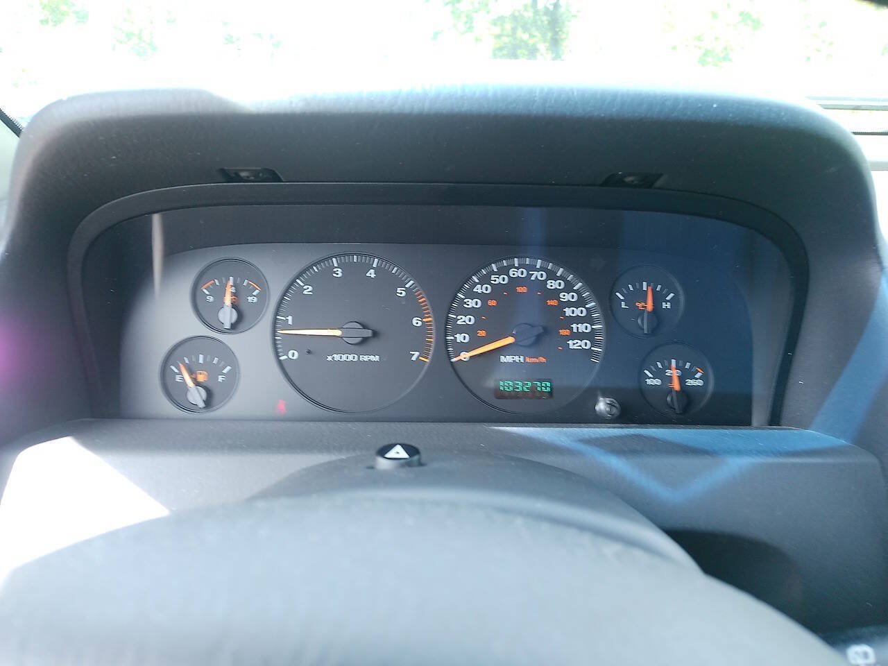 Used 2002 Jeep Grand Cherokee Laredo AWD/4WD image 15