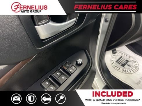 Used 2017 Toyota Highlander XLE w/ Carpet Mat Package AWD/4WD image 35