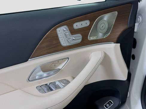 New 2026 Mercedes-Benz GLS 450 4MATIC image 21