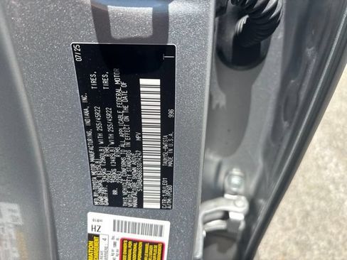 Used 2025 Lexus TX 500h AWD w/ Technology Package image 7