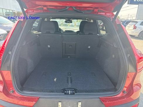 Used 2025 Volvo XC40 B5 Plus w/ Climate Package AWD/4WD image 12