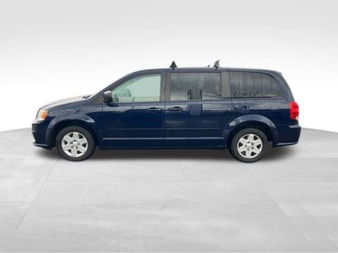 Used 2012 Dodge Grand Caravan SE image 4