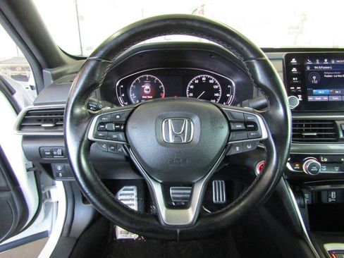 Used 2020 Honda Accord Sport image 14