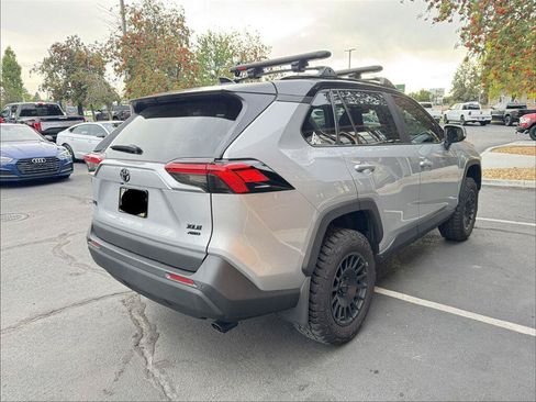 Used 2025 Toyota RAV4 XLE Premium w/ Weather Package AWD/4WD image 5