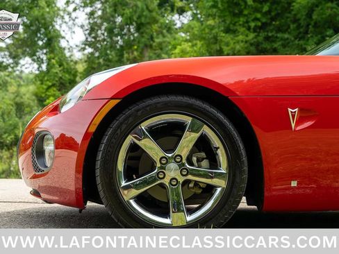 Used 2007 Pontiac Solstice GXP w/ Premium Package RWD image 19