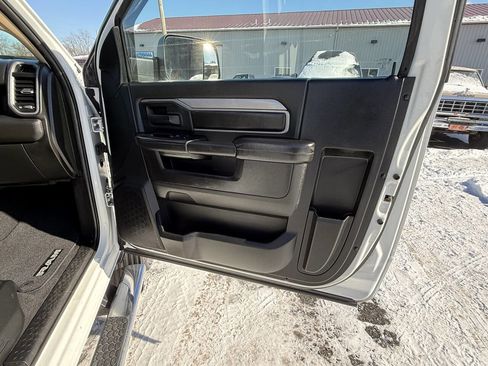 Used 2020 RAM 3500 Tradesman image 21