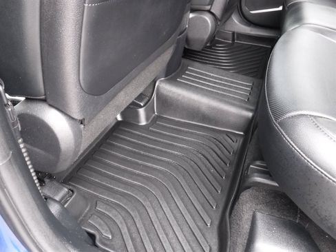 Used 2023 Kia Sportage EX image 9