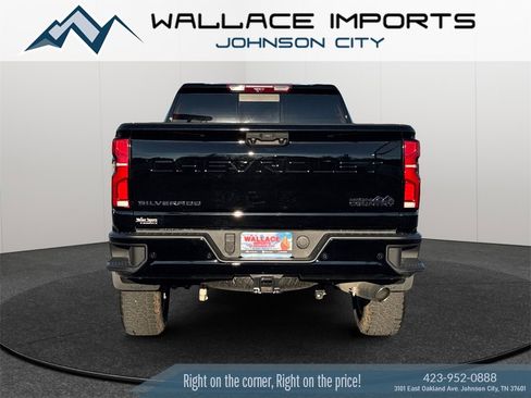 Used 2025 Chevrolet Silverado 2500 High Country w/ Technology Package image 4