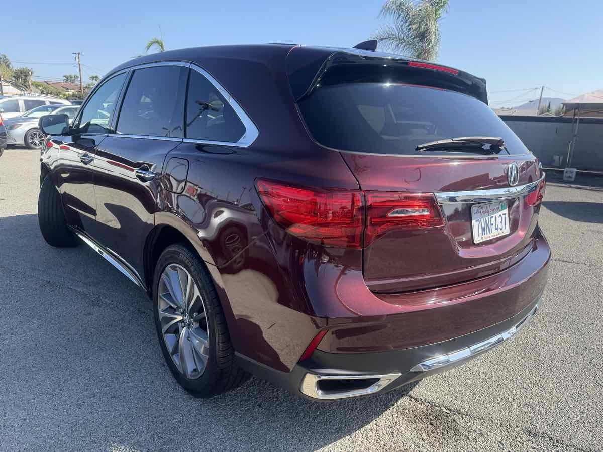 Used 2017 Acura MDX w/ Technology Package FWD image 3