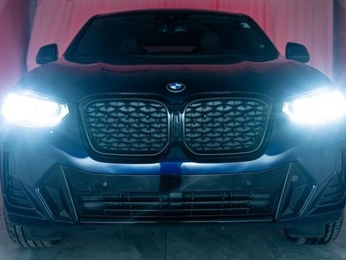 Used 2024 BMW X4 xDrive30i w/ Premium Package image 37