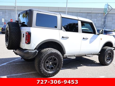 Used 2022 Ford Bronco Badlands w/ Sasquatch Package image 8
