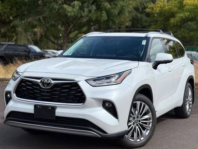 Used 2026 Toyota Highlander Platinum