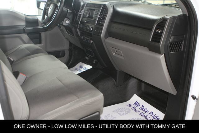 Used 2017 Ford F250 XL w/ Power Equipment Group RWD image 22