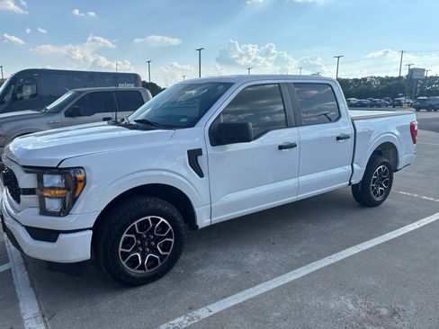 Used 2023 Ford F150 XL w/ STX Appearance Package RWD image 7
