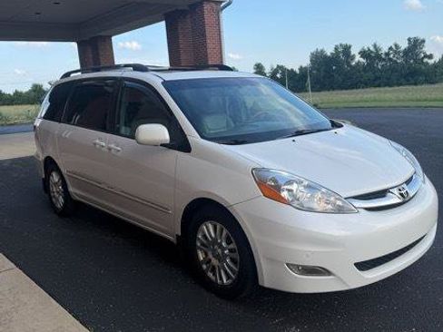 Used 2009 Toyota Sienna FWD image 6