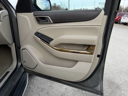 Used 2017 GMC Yukon Denali w/ Open Road Package image 29