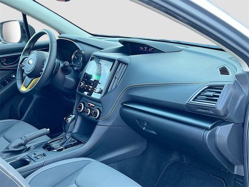 Used 2021 Subaru Crosstrek 2.5i Sport w/ Moonroof Package image 29