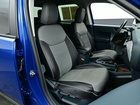 Used 2023 Ford Maverick Lariat w/ Lariat Luxury Package image 13