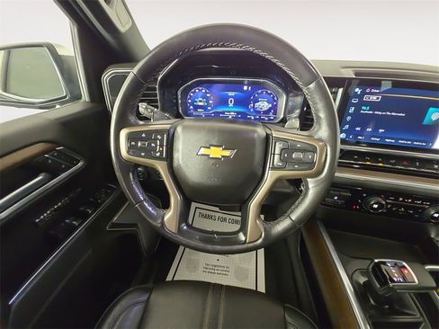 Used 2022 Chevrolet Silverado 1500 High Country w/ High Country Premium Package image 12