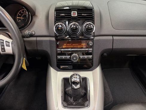 Used 2007 Saturn Sky w/ Premium Trim Pkg RWD image 32