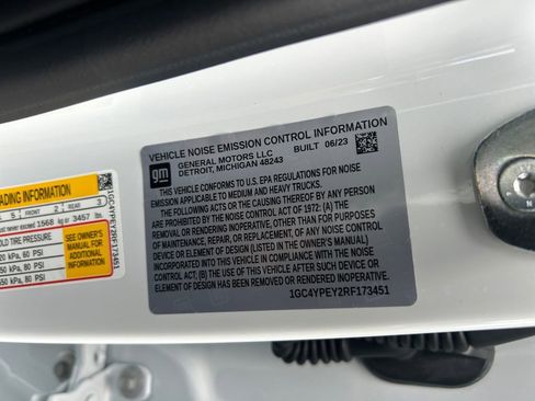 Used 2024 Chevrolet Silverado 2500 LTZ w/ LTZ Plus Package image 34