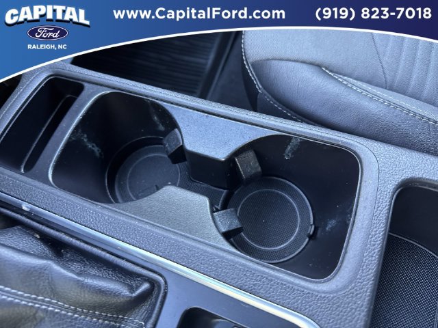 Used 2017 Ford Escape SE w/ SE Sport Appearance Package FWD image 31