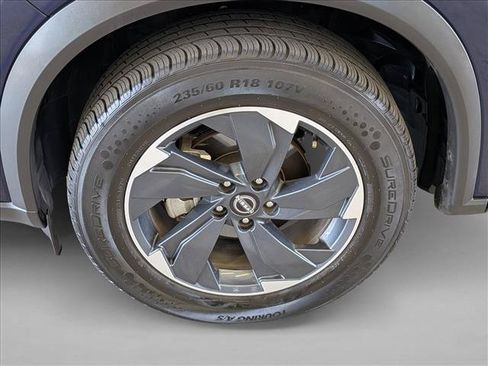 Used 2025 Nissan Rogue SV FWD image 29