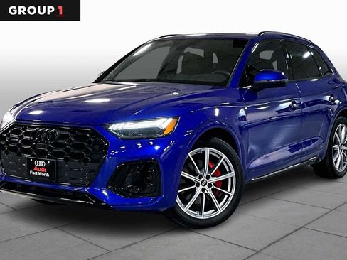 Used 2024 Audi Q5 e Prestige AWD/4WD image 1