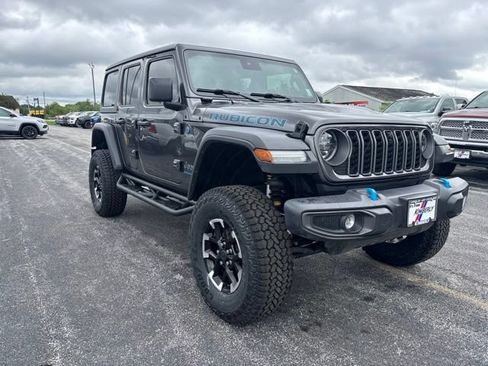 Used 2025 Jeep Wrangler Unlimited Rubicon 4xe w/ Safety Group AWD/4WD image 2