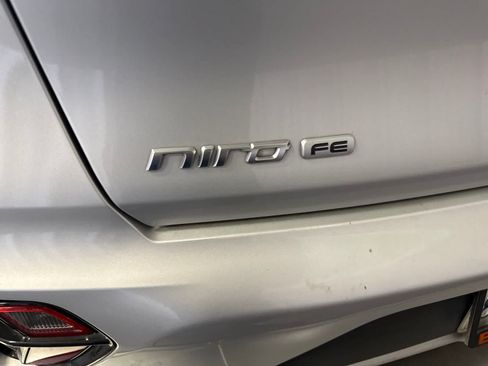 Used 2021 Kia Niro LX FWD image 12