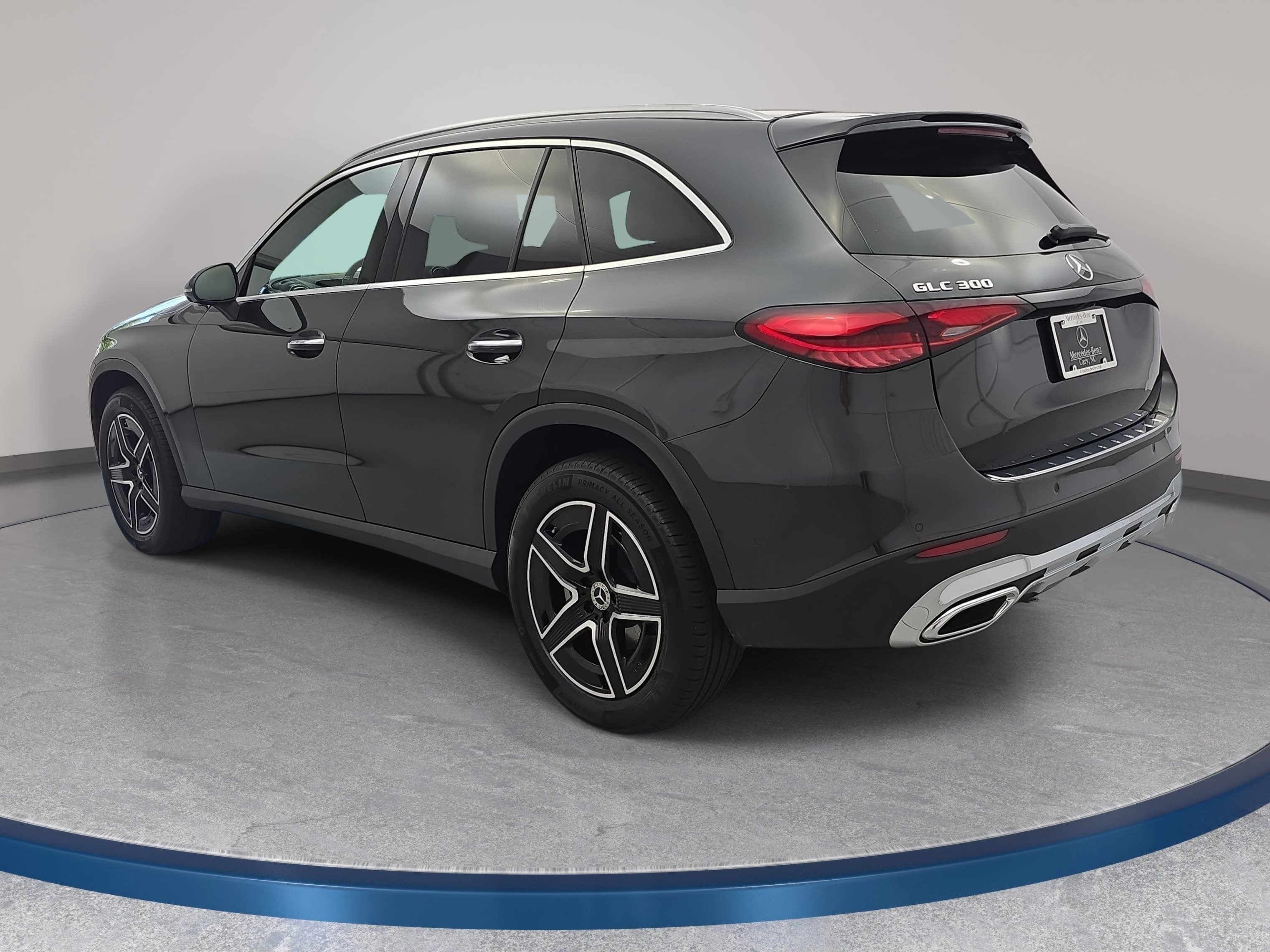 Certified 2026 Mercedes-Benz GLC 300 image 7