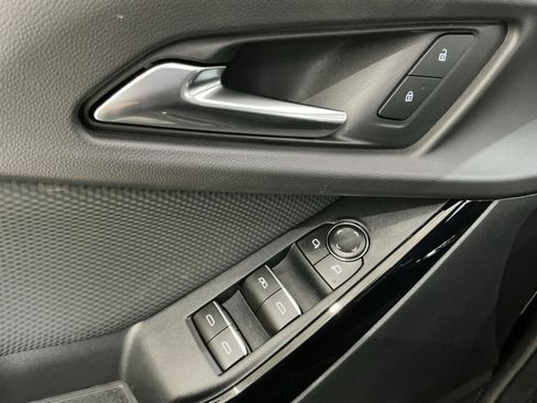 New 2026 Chevrolet Equinox RS image 23