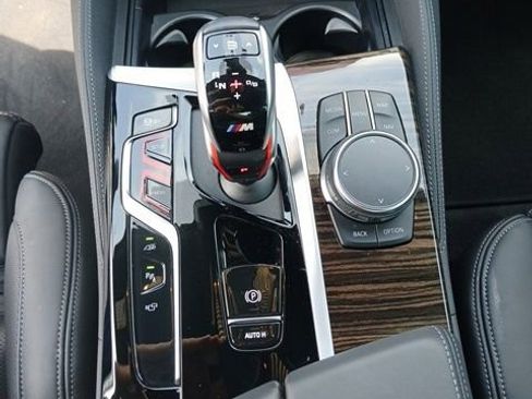 Used 2023 BMW M5 Base w/ Executive Package image 21