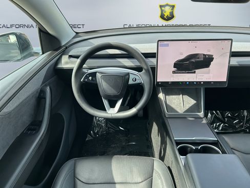 Used 2026 Tesla Model Y Long Range image 14