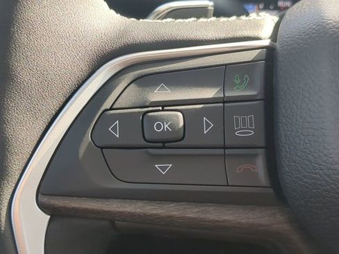 New 2026 Jeep Grand Cherokee Altitude image 29