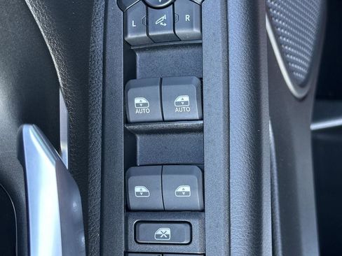 Used 2025 RAM 1500 Big Horn image 13