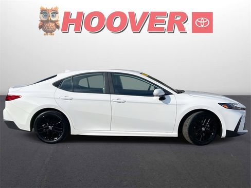 Used 2025 Toyota Camry SE w/ Multimedia Upgrade Package image 2