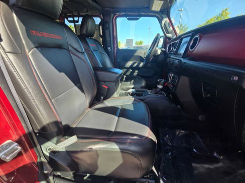Used 2021 Jeep Wrangler Unlimited Rubicon AWD/4WD image 10