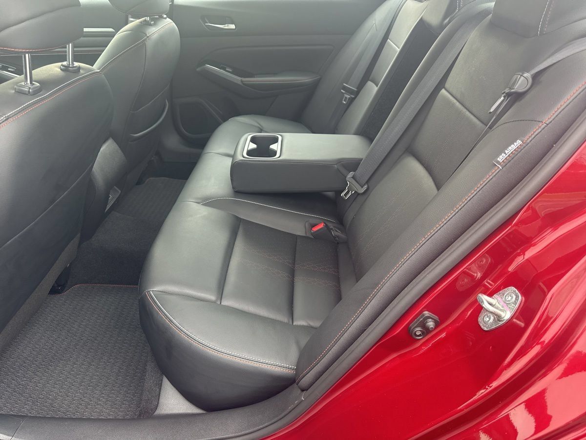 Used 2023 Nissan Altima 2.5 SR w/ SR Premium Package FWD image 35