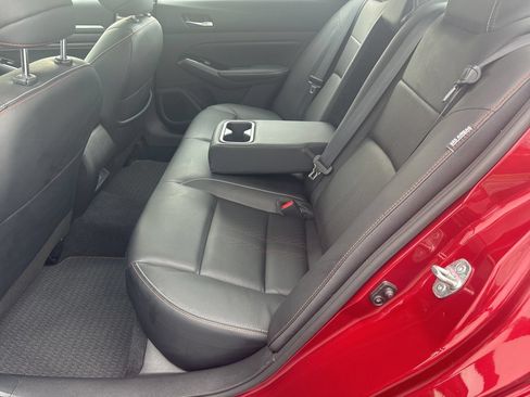 Used 2023 Nissan Altima 2.5 SR w/ SR Premium Package FWD image 35