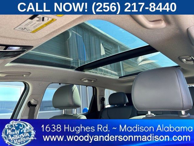 Used 2021 Hyundai Santa Fe Limited FWD image 17