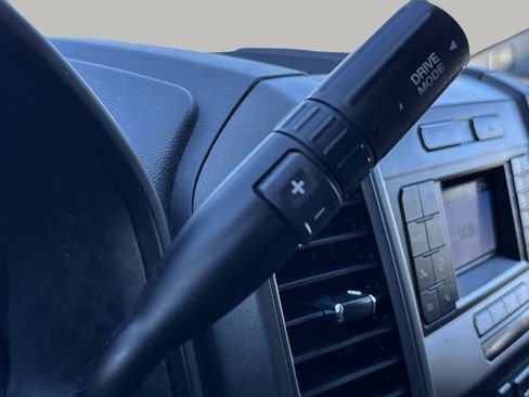 Used 2022 Ford F350 XL w/ Power Equipment Group image 25