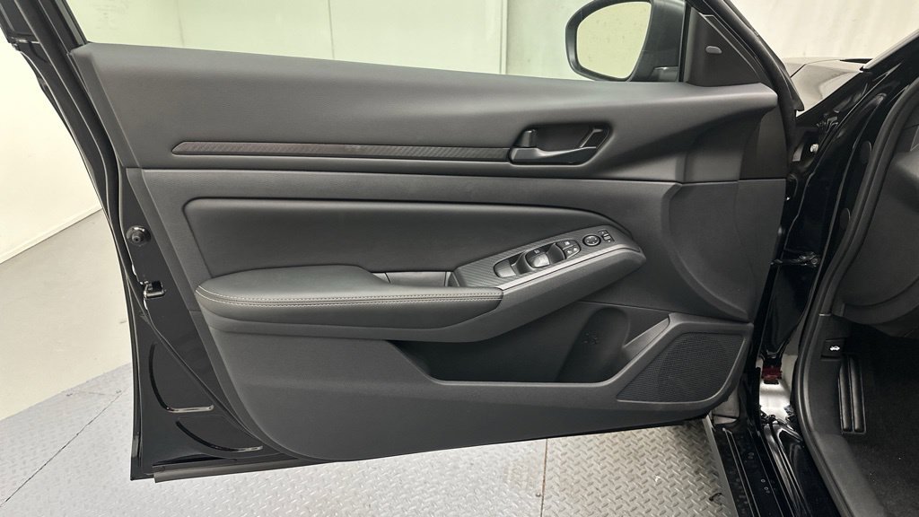 New 2026 Nissan Altima 2.5 SV AWD/4WD image 19