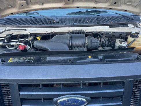 Used 2011 Ford E-250 and Econoline 250 w/ PWR Group image 26