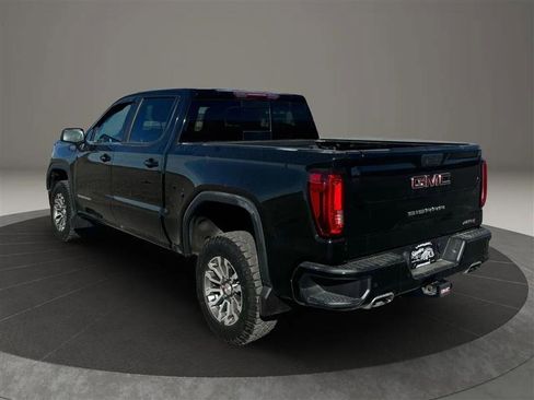 Used 2021 GMC Sierra 1500 AT4 w/ AT4 Premium Package image 3