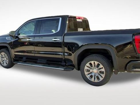 Used 2022 GMC Sierra 1500 Denali image 6