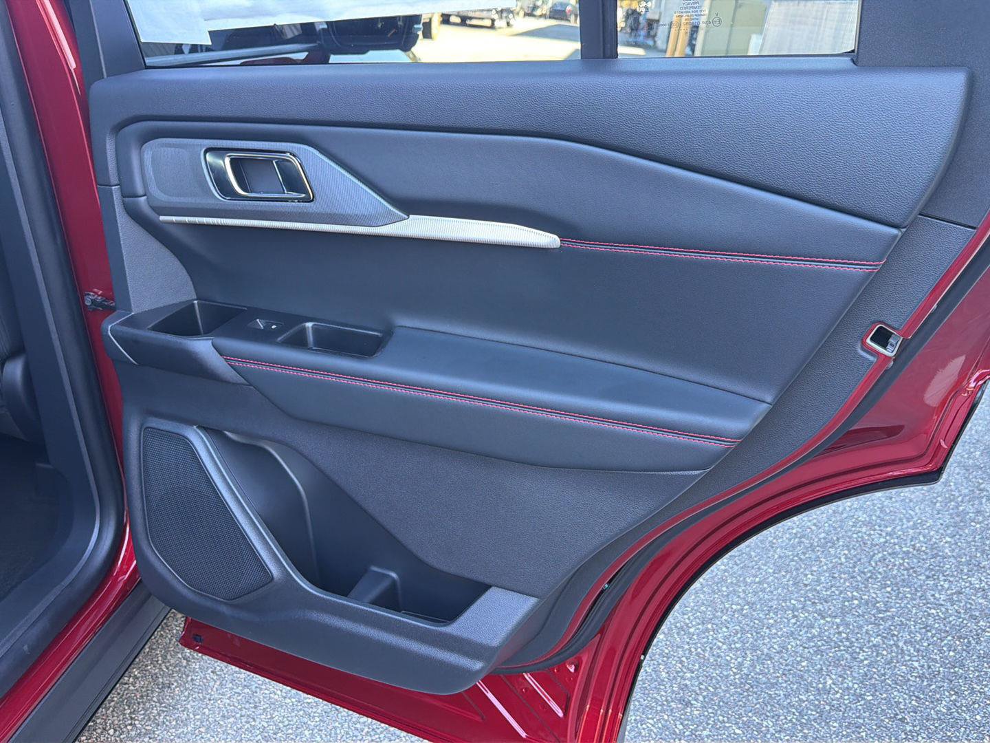 New 2027 Ford Explorer ST-Line w/ Premium Package RWD image 41