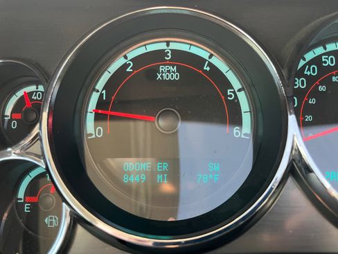 Used 2009 HUMMER H2 Luxury image 2