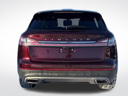 Used 2023 Lincoln Nautilus Reserve image 5